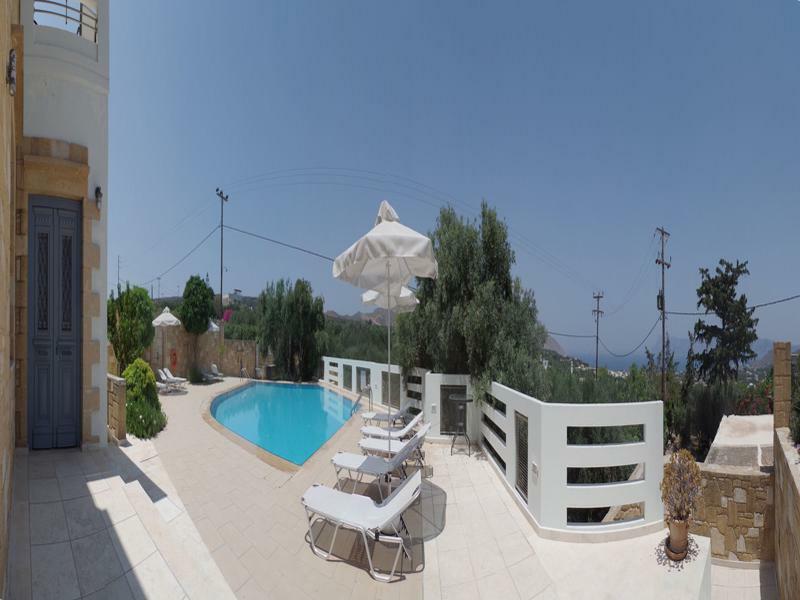 Thealia Apartment Karefiliana ภายนอก รูปภาพ